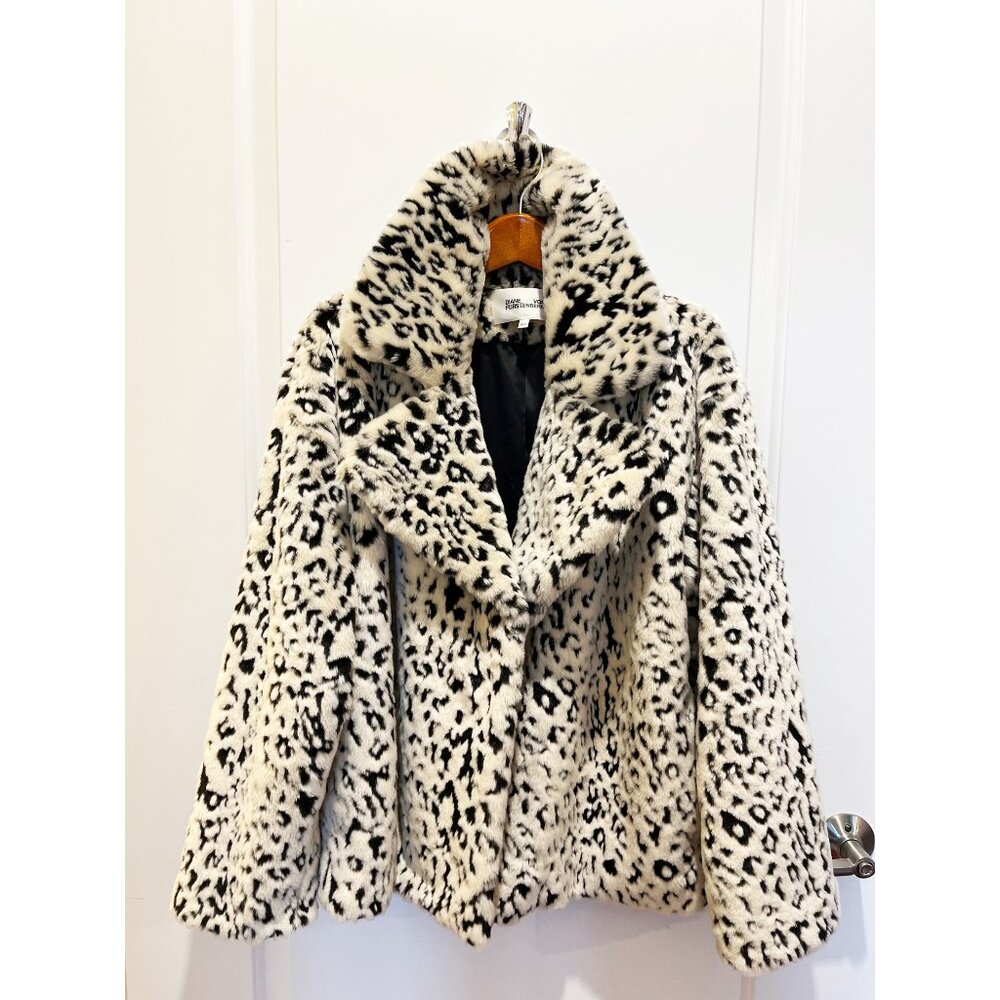 Diane von Furstenberg Faux-Fur Coat in Leopard Print, S, Like New
